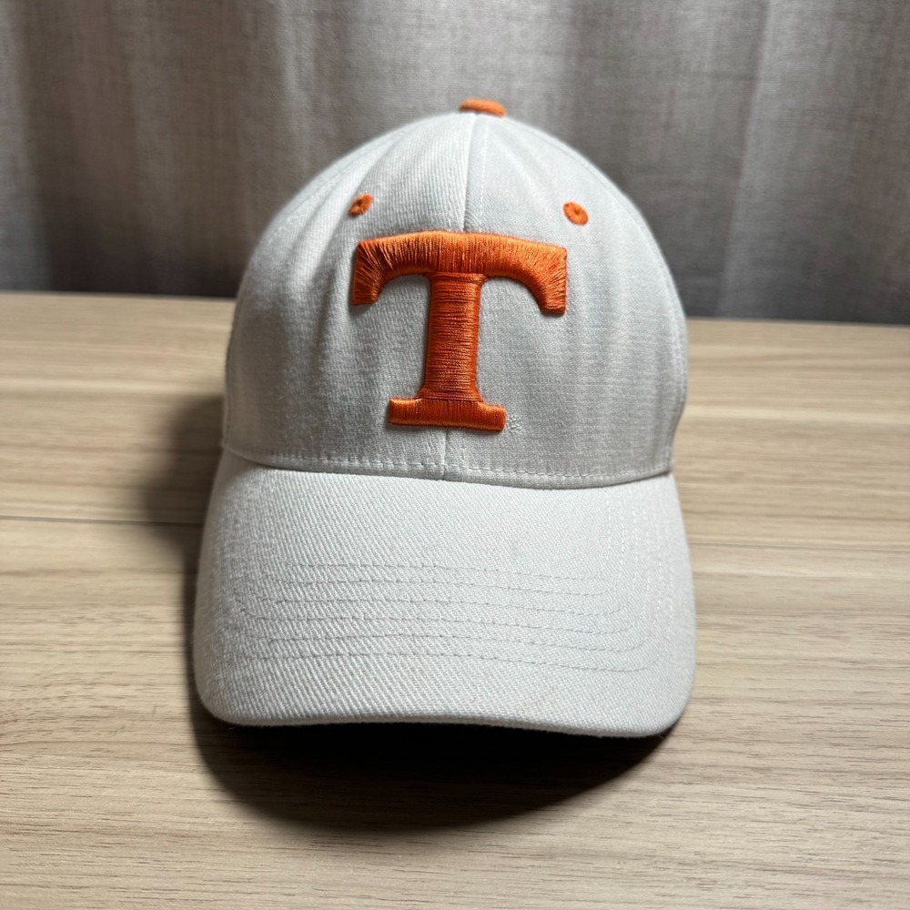 Top of the World Tennessee Volunteers Hat Mens OS White Vols Stretch Fit SEC